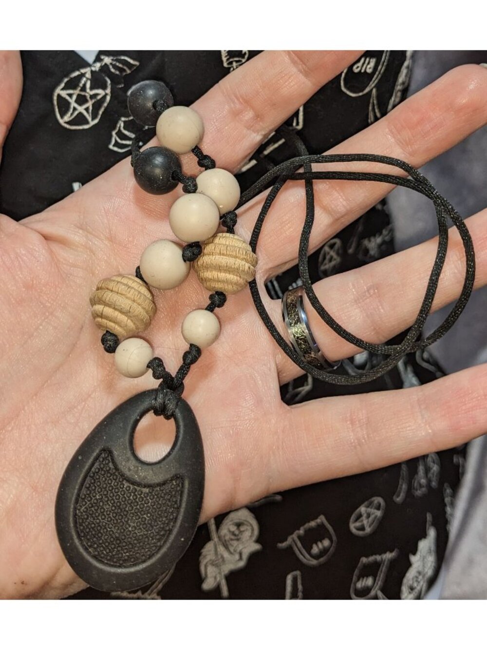 Silicone Fidget Necklace With Black Rope & Wooden-Like Accent Beads